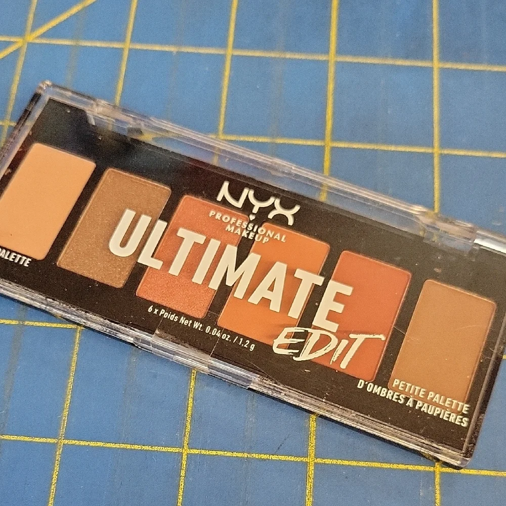 NYX Ultimate Edit Petite Shadow Palette - Warm Neutrals New Sealed Compact